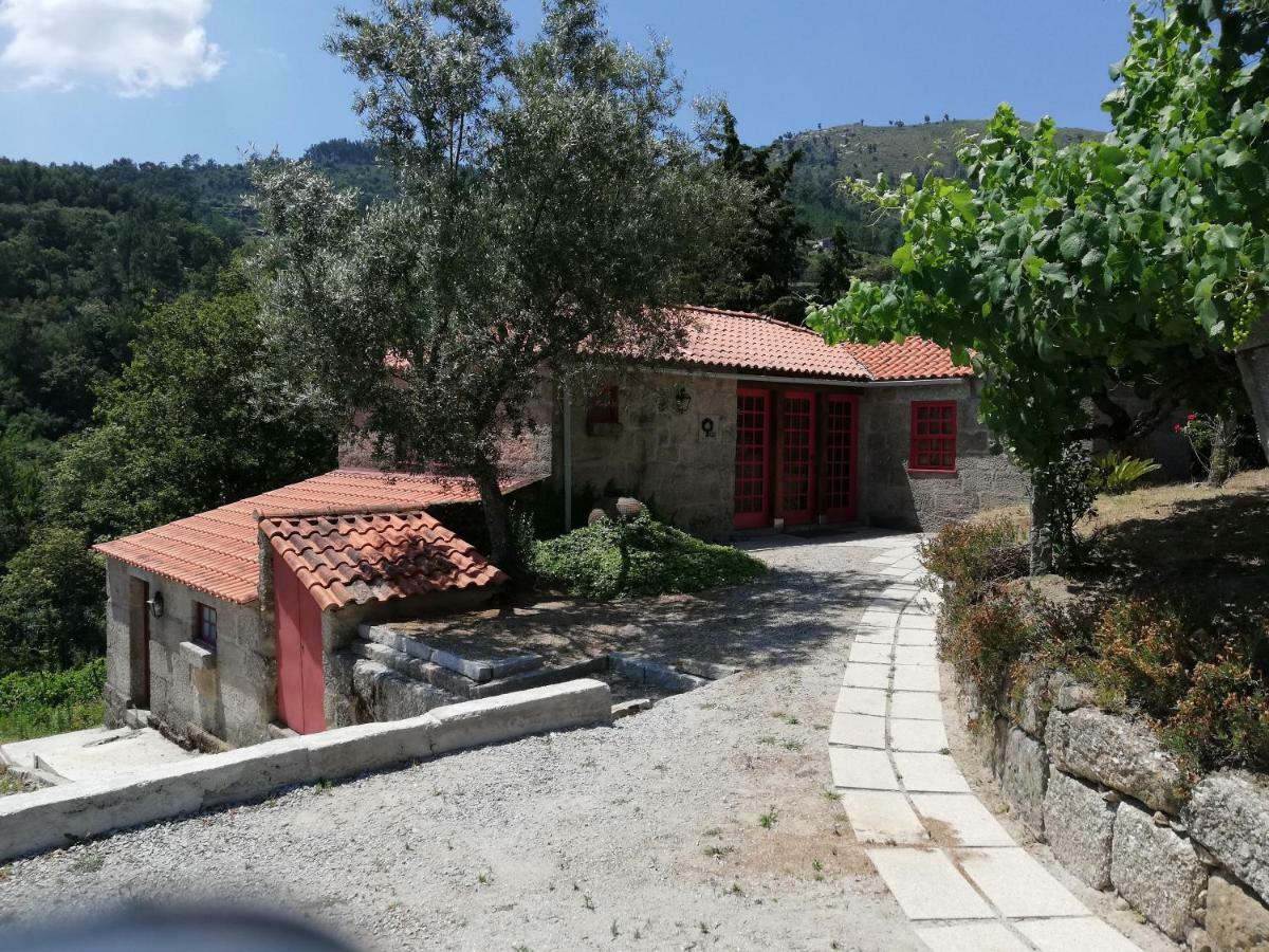 Casa Do Silverio Santa Cruz do Douro Kültér fotó